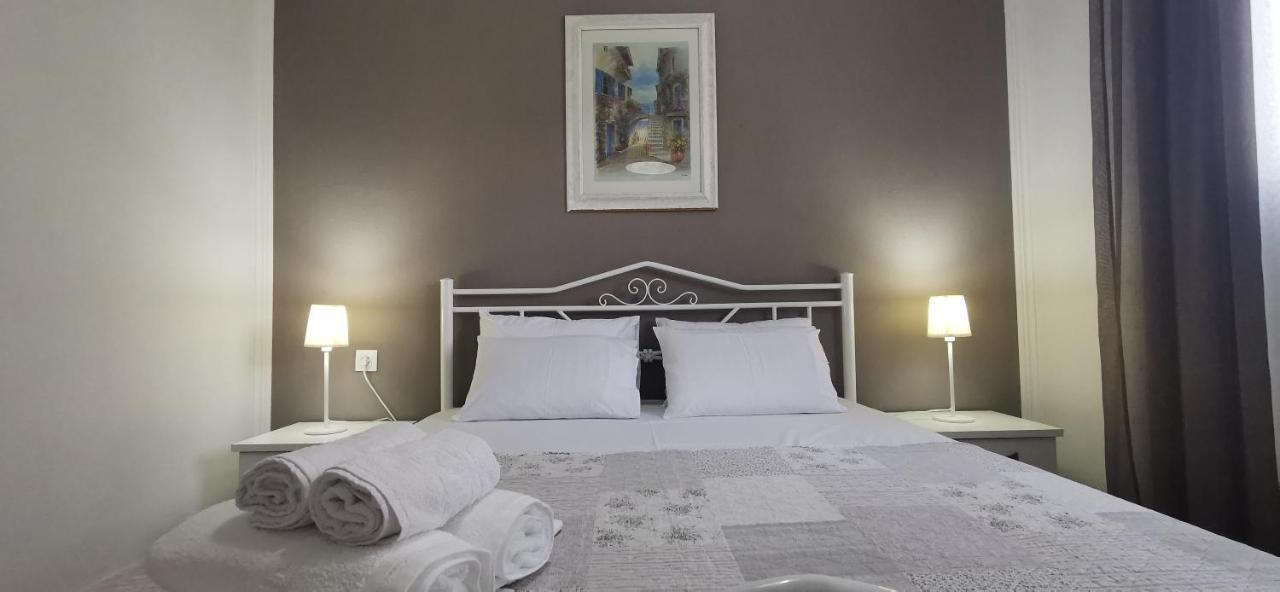 Ferienwohnung Elegant House Ormos Panagias Exterior foto