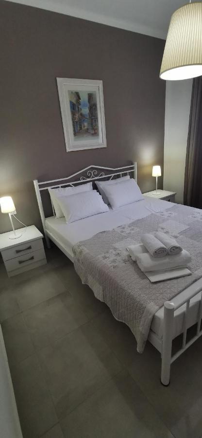 Ferienwohnung Elegant House Ormos Panagias Exterior foto